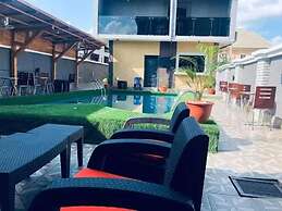 Zara Max Hotel and Suites