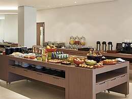 Regency Barra Hotel