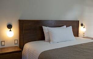 Aura Hotel