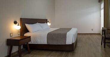 Aura Hotel