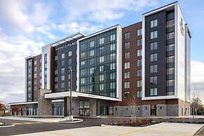 Hyatt Place Toronto Airport