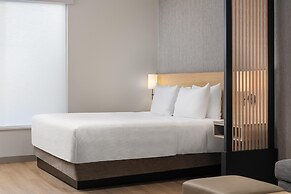Hyatt Place Toronto Airport