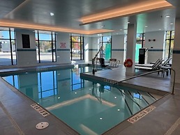 Hyatt Place Toronto Airport