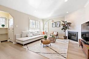 @ Marbella Lane - Modern Refreshing Home