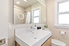 @ Marbella Lane - Modern Refreshing Home