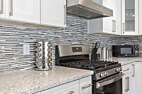 @ Marbella Lane - Modern Refreshing Home