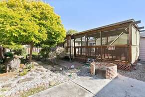 @ Marbella Lane - Modern Refreshing Home