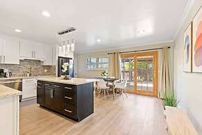 @ Marbella Lane - Modern Refreshing Home