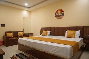 Hotel Raj Kamal & Garden