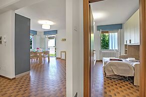 Diana & Mark Family House