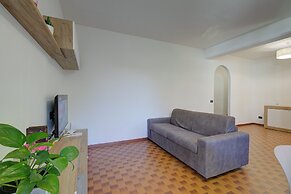 Diana & Mark Family House