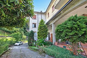 Diana & Mark Family House