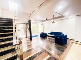 Opo Ministar Hotel