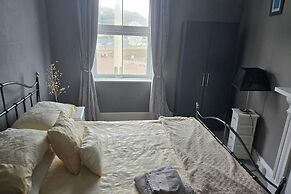 Seaview 2 Double bed Apartment 2nd Floor