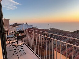 Casina di Nonna Meca by Solturelba