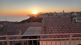 Casina di Nonna Meca by Solturelba