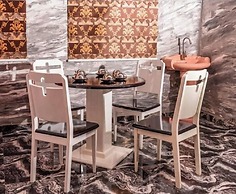 Eagle Destiny Hotel and Apartment