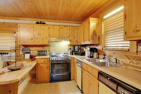 Golfer's Getaway: Hephzibah Home w/ Pool Access