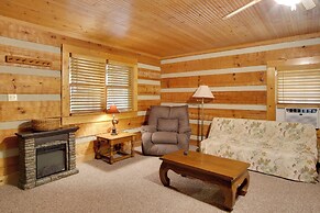 Golfer's Getaway: Hephzibah Home w/ Pool Access