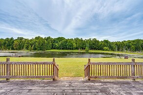 5 Mi to Jay Peak Resort: Cabin w/ Pond Access!