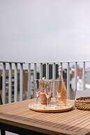 Huswell - Cozy Seaside Apartment With Terrace