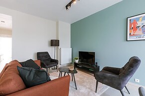 Huswell - Cozy Seaside Apartment With Terrace