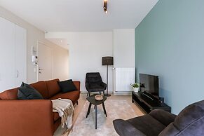 Huswell - Cozy Seaside Apartment With Terrace