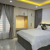 Degio Hotel and Suites