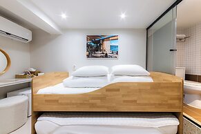 Slowon Hongdae