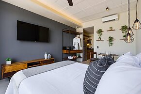 The Sands Boutique Condos