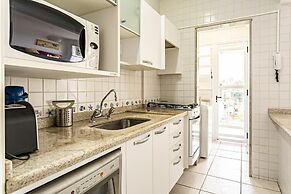 Apt With Pool 250m From Jurere Beach Aya201