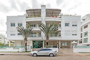 Apt With Pool 250m From Jurere Beach Aya201