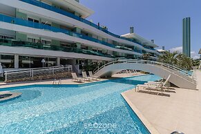 Apart in Cond. w/ Access to Beach and Pool Ave0232