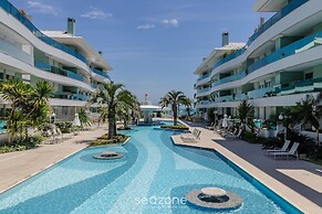 Apart in Cond. w/ Access to Beach and Pool Ave0232
