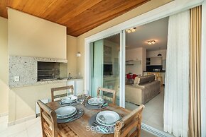 Beachfront Apartment w/ View Beach Santinho Asr204