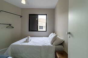 Ap w/ Balcony 200 m From the Beach Ingleses Vin202