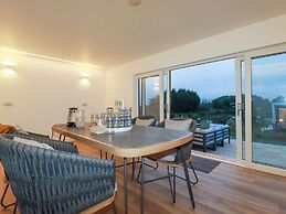 Riverside Exclusive Retreat