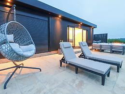 Riverside Exclusive Retreat