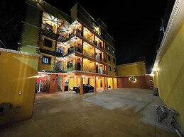 SUITES EJECUTIVAS ALCANFORES