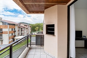 Apt 300m From the Charming Praia Brava Ccu203