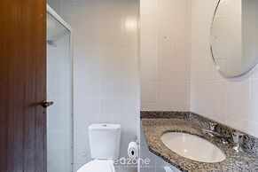 Apt 300m From the Charming Praia Brava Ccu203