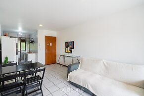 Apt 300m From the Charming Praia Brava Ccu203