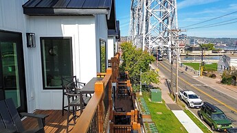 Dragestil 715 Duluth Condos