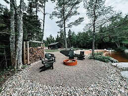 Nalu Retreat Lakeside