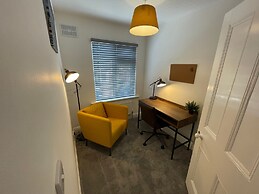Cozy, Spacious 2Bd House In Historic Chapelfields