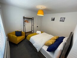 Cozy, Spacious 2Bd House In Historic Chapelfields