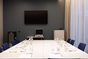 Hampton By Hilton Stuttgart Airport