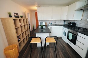 London Luxury Flat - Upper Whistler Walk