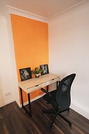 London Luxury Flat - Upper Whistler Walk