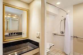 FairBridge Hotel by Concord Plaza